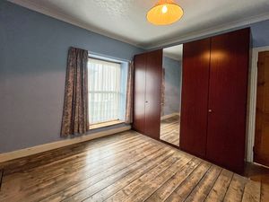 Photo 5- click for photo gallery